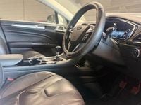 Used Ford Mondeo Titanium 180 HP (132 kW) 2016 White Hatchback