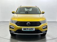 Used VW T-Roc Active 150 HP (110 kW) 2021 Yellow SUV
