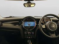 Used Mini ONE Classic 102 HP (75 kW) 2022 Red Hatchback