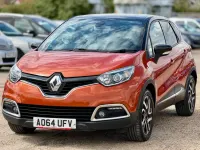 Used Renault Captur Dynamique 90 HP (66 kW) 2014 Orange SUV