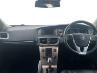 Begagnad Volvo V40 2015 Brun Halvkombi