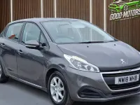 Gebraucht Peugeot 208 Active 82 PS (60 kW) 2018 Kleinwagen