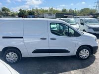 Used Vauxhall Combo S 100 HP (73 kW) 2023 White MPV