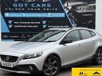 Used Volvo V40 CC 120 HP (88 kW) 2016 Estate