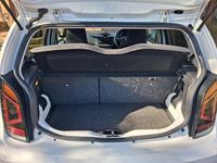 Begagnad VW up! S 59 HK (43 kW) 2019 Vit Halvkombi