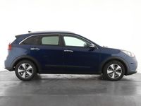 Second-hand Kia Niro 141 CP (103 kW) 2017 Albastru SUV