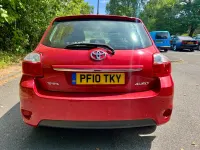 Used Toyota Auris 2010 Red Hatchback