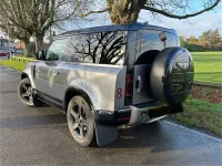 Używany Land Rover Defender SE Dynamic 2022 Szary Kombi
