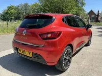 Used Renault Clio Iconic 110 HP (80 kW) 2018 Red Hatchback