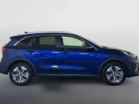 Used Kia e-Niro 150 kW (204 HP) 2022 Blue SUV