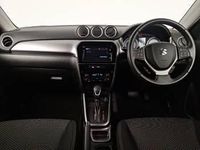 Used Suzuki Vitara SZ-T 115 HP (84 kW) 2022 White SUV