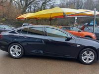 Used Vauxhall Insignia SRi 2017 Blue Hatchback