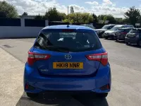 Used Toyota Yaris 111 HP (81 kW) 2018 Blue Hatchback