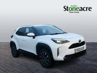 Used Toyota Yaris Hybrid Design 116 HP (85 kW) 2022 White Hatchback