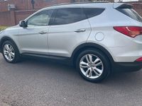 Used Hyundai Santa Fe Premium SE 197 HP (144 kW) 2015 SUV