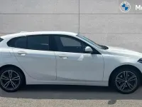 Used BMW 118 Sport Line 136 HP (100 kW) 2022 Alpine white Hatchback