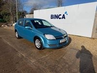 Used Vauxhall Astra Club 90 HP (66 kW) 2004 Blue Hatchback