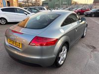 Begagnad Audi TT Sport 200 HK (147 kW) 2009 Grå Sportkupé