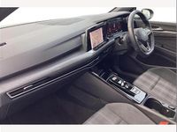 Used VW Golf VIII GTD 200 HP (147 kW) 2024 Pure white Hatchback