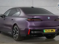 New BMW i7 Comfort Edition 478 kW (650 HP) 2025 Purple Sedan
