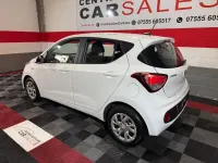 Used Hyundai i10 SE 67 HP (49 kW) 2018 White Hatchback