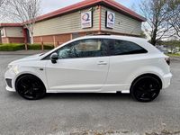 Begagnad Seat Ibiza CUPRA 2010 Vit Halvkombi