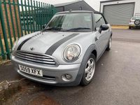 Begagnad Mini Cooper Cabriolet 2009 Silver Cab