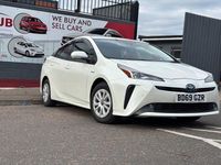 Used Toyota Prius 2024 White Hatchback