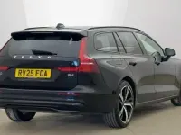 Usado Volvo V60 Ultra 194 CV (142 kW) 2025 Negro Familiar