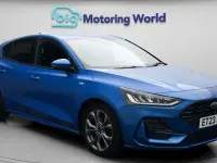 Used Ford Focus ST-Line 125 HP (91 kW) 2023 Blue Hatchback