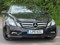 Gebraucht Mercedes E220 2011 Schwarz Coupé