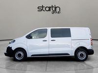 Used Peugeot Expert 143 HP (105 kW) 2024 White Van