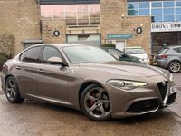 Used Alfa Romeo Giulia Edizione Speciale 180 HP (132 kW) 2017 Beige Sedan