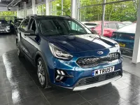 Gebraucht Kia Niro 139 PS (102 kW) 2020 Blau SUV