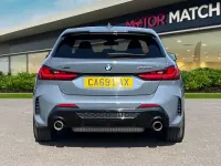 Begagnad BMW M135 2021 Grå Halvkombi