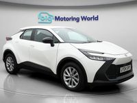 Used Toyota C-HR 138 HP (101 kW) 2024 White SUV