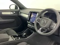 Used Volvo XC40 Plus 161 HP (118 kW) 2027 SUV