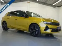 Used Vauxhall Astra 114 kW (156 HP) 2024 Yellow/black Hatchback