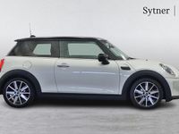 Used Mini Cooper Classic 134 HP (98 kW) 2023 White Hatchback