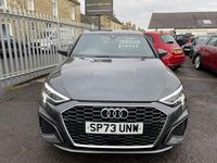 Usado Audi A3 S-Line 110 HP (80 kW) 2023 Cinzento Sedan