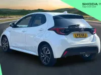 Used Toyota Yaris Design 116 HP (85 kW) 2021 White Hatchback