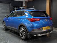 Used Vauxhall Grandland X Sport 130 HP (95 kW) 2018 Blue SUV