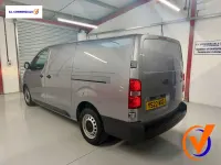 Używany Fiat Scudo S 145 KM (106 kW) 2022 Szary Van