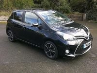 Used Toyota Yaris Design 99 HP (72 kW) 2016 Black Hatchback