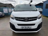 Used Vauxhall Vivaro Sportive 120 HP (88 kW) 2020 White MPV