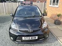 Usado Toyota Aygo 68 CV (50 kW) 2012 Utilitario