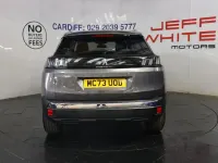 Used Peugeot 3008 Allure 131 HP (96 kW) 2023 Grey SUV