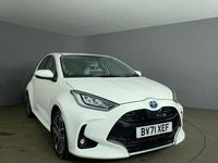 Used Toyota Yaris Hybrid 116 HP (85 kW) 2021 White Hatchback