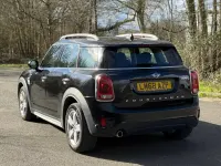Usado Mini Cooper D 150 CV (110 kW) 2018 Negro Utilitario