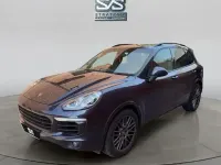 Used Porsche Cayenne Platinum Edition 262 HP (192 kW) 2016 Mauve/purple SUV
